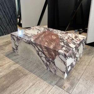 Журнальный столик из мрамора Calacatta Viola
