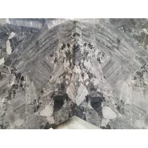 Мрамор Metalicus Breccia